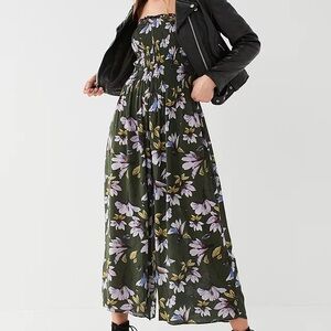 URBAN Outfitters Floral Jumpsuit Playsuit Large Green